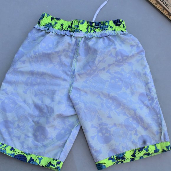 OP Ocean Pacific Youth Swim Trunks Youth L 16.5 X  W 10 Green Blue Skulls - Picture 8 of 10